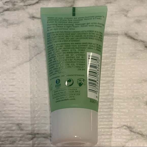 4/$16 Caudalie Vinopure Pore Purifying Cleanser - Picture 4 of 7
